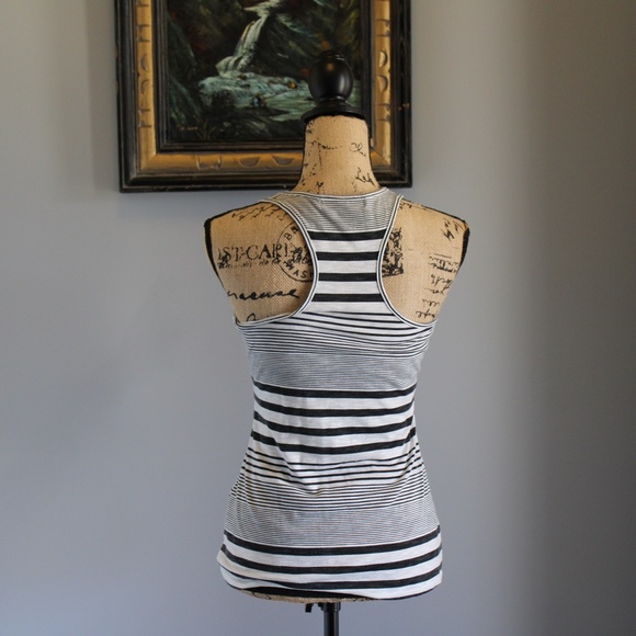 Tank top - Picture 14 of 16